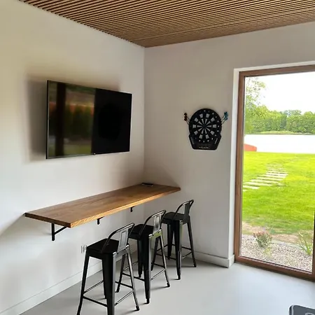 Semesterbostad House